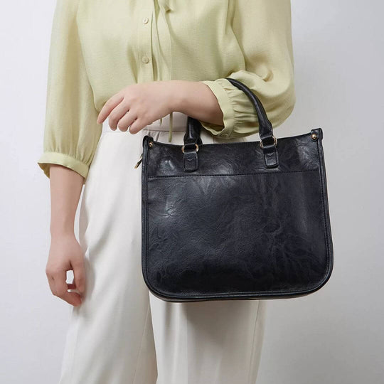 Ninas Zeitloser Chic  |  Handtasche
