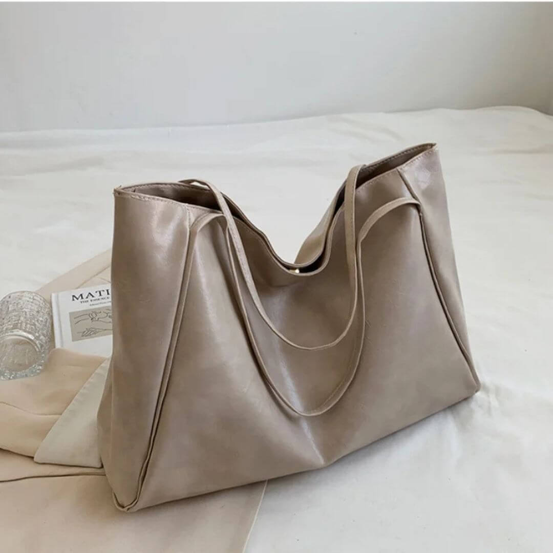 Claras Zeitlose Tragetasche | Schultertasche