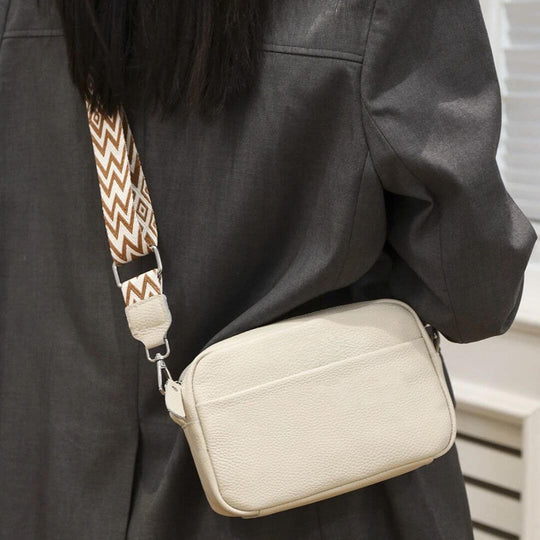 Idas Schlanker Charme | Schultertasche
